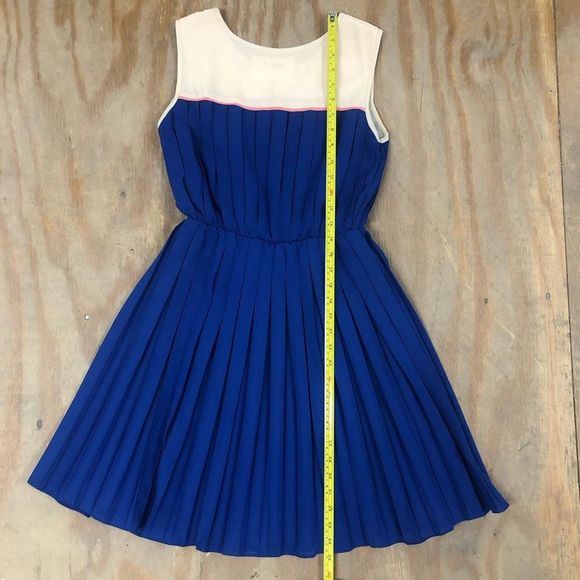 Suncoo Paris Colorblock Blue Cream Pleated Sleeveless Dress Size Small/Medium - Picture 9 of 9